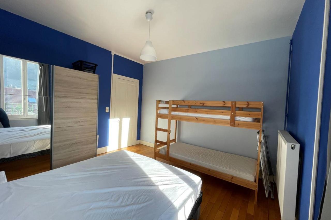 Bright Nest With Mountain View In Apartment *